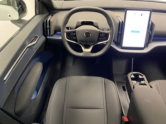 Volvo EX30 9 of 24