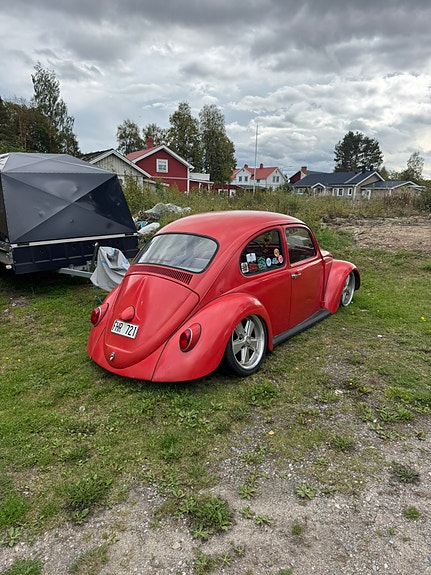 Volkswagen 1200 3 of 5