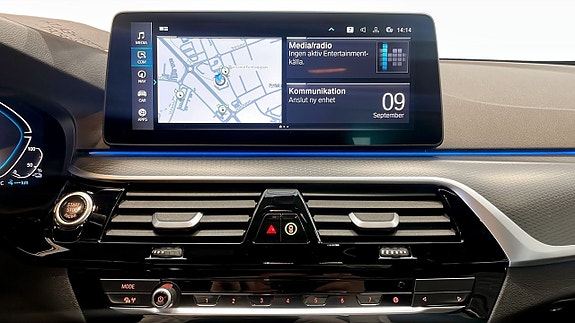 BMW 530e 11 of 11