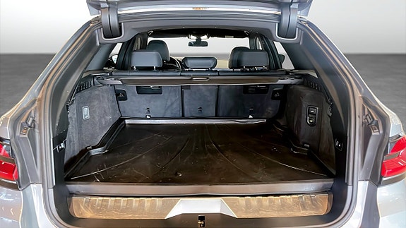 BMW 530e 10 of 11