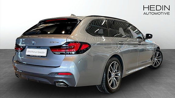 BMW 530e 2 of 11