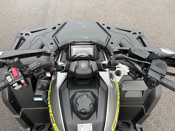 CFMOTO CFORCE 625s EPS Hasplast Vinsch bak - Köp Online 11 of 12