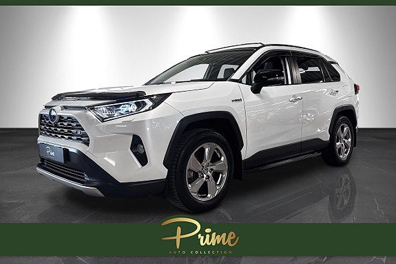Toyota RAV4 3 of 17