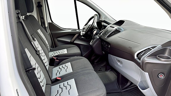 Ford Transit Custom 3 of 12