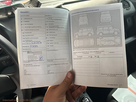 Volkswagen Caddy Maxi 21 of 30