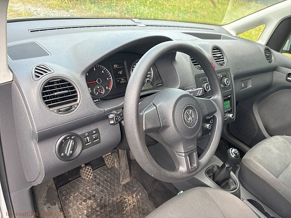 Volkswagen Caddy Maxi 12 of 30