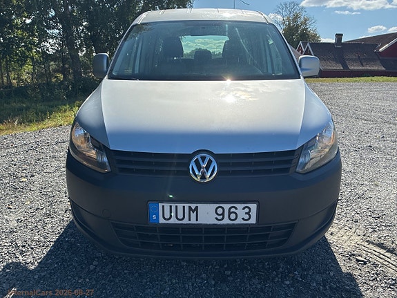 Volkswagen Caddy Maxi 2 of 30