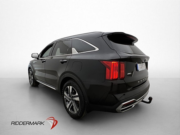 Kia Sorento 5 of 30