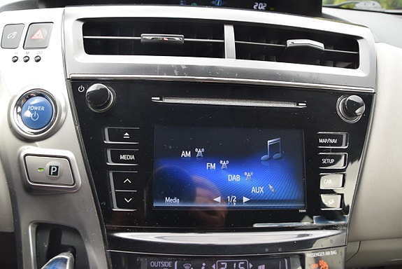 Toyota Prius+ 14 of 23