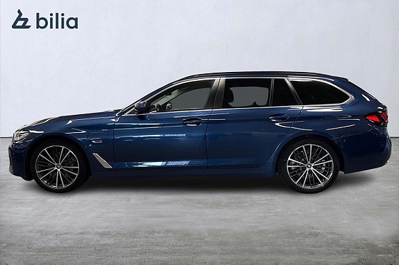 BMW 530e 3 of 17