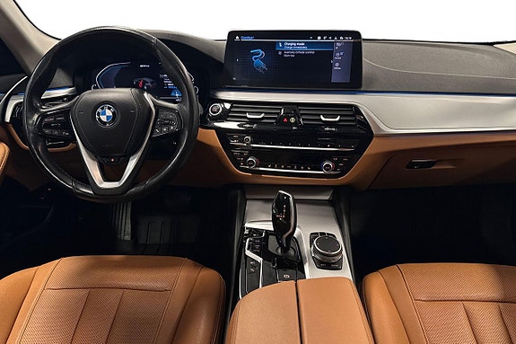BMW 530e 8 of 17