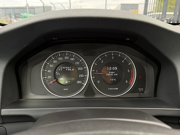 Volvo V60 17 of 27