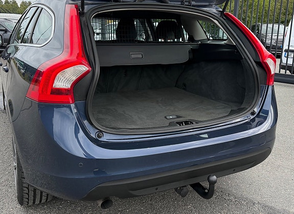 Volvo V60 27 of 27