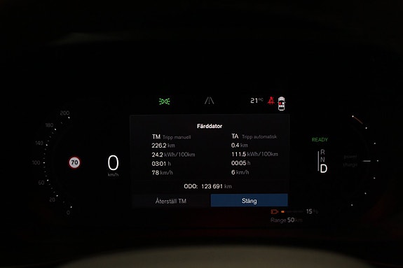 Volvo XC40 30 of 30