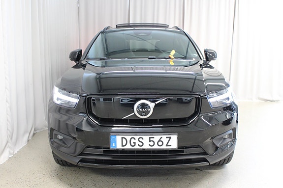 Volvo XC40 7 of 30