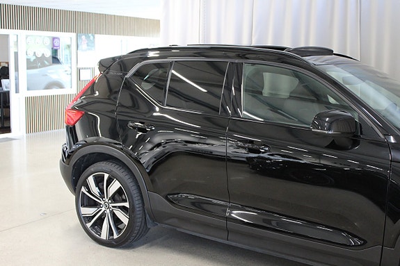 Volvo XC40 9 of 30