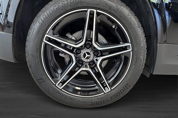 Mercedes-Benz GLA200 11 of 12