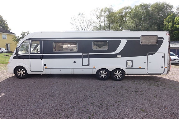 Bürstner Elegance I810 3.0 Kamkedja/AC/Solcell 3 of 30