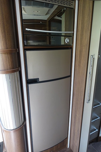 Bürstner Elegance I810 3.0 Kamkedja/AC/Solcell 26 of 30