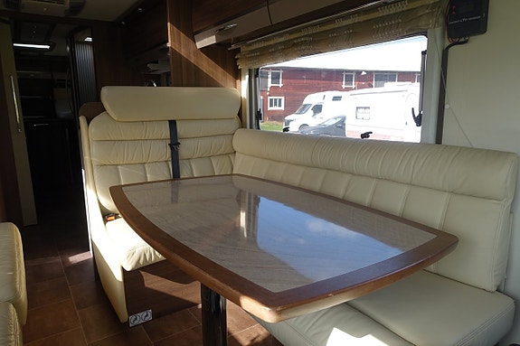 Bürstner Elegance I810 3.0 Kamkedja/AC/Solcell 16 of 30