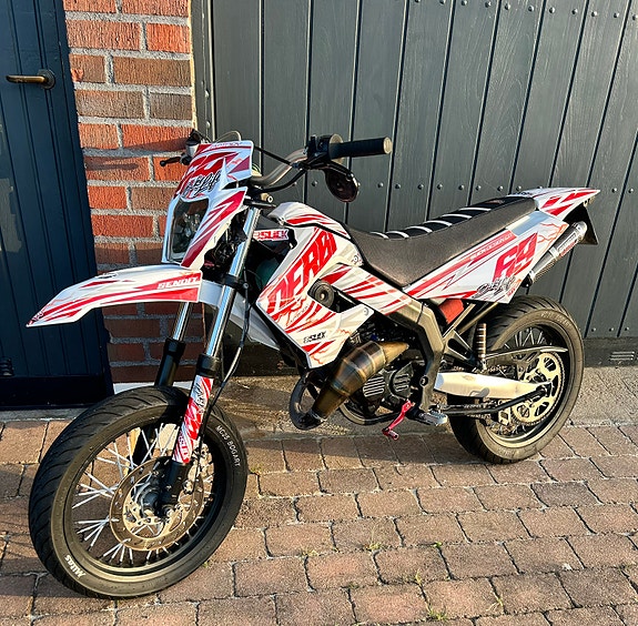 Derbi Senda SM50 Xtreme 3 of 6