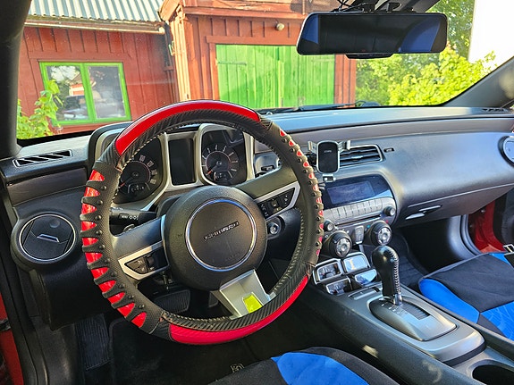 Chevrolet Camaro 8 of 18