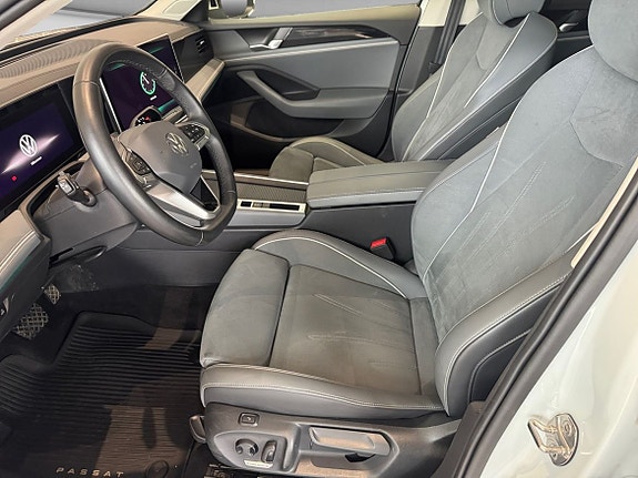 Volkswagen Passat 7 of 11