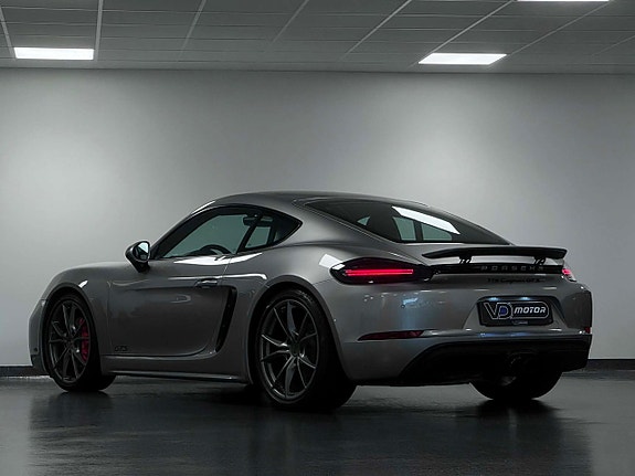 Porsche 718 Cayman GTS 2 of 21