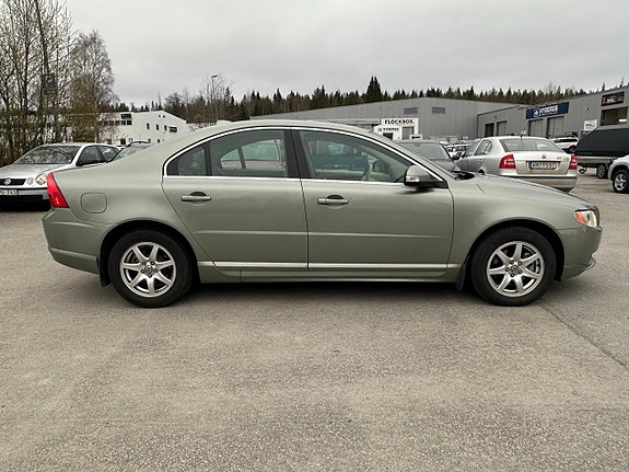 Volvo S80 5 of 12