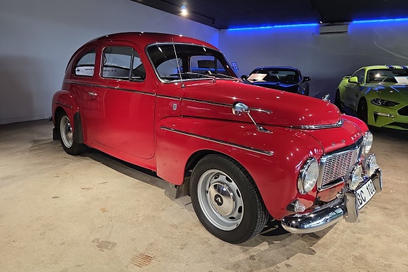 Volvo PV 7 of 27