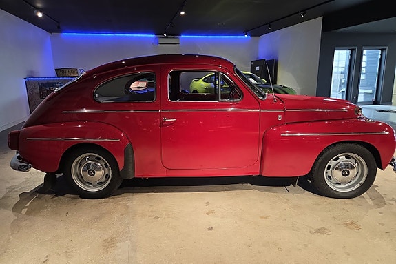 Volvo PV 6 of 27