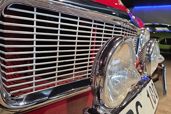 Volvo PV 11 of 27