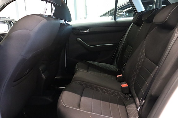 Skoda Fabia 9 of 28