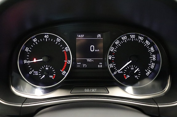 Skoda Fabia 16 of 28