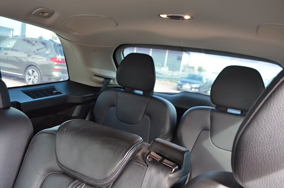 Volvo XC90 22 of 27