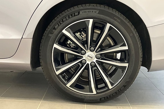 Volvo V60 17 of 21