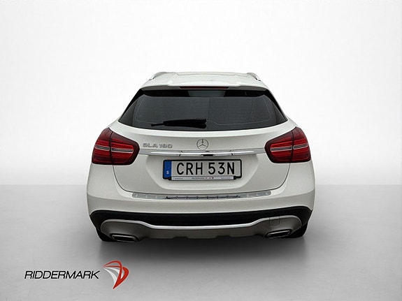 Mercedes-Benz GLA180 6 of 30