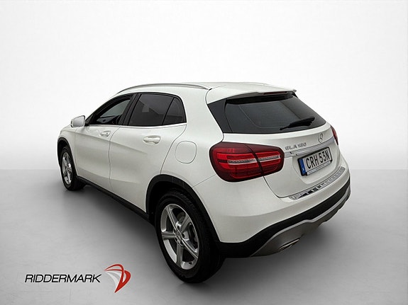 Mercedes-Benz GLA180 5 of 30