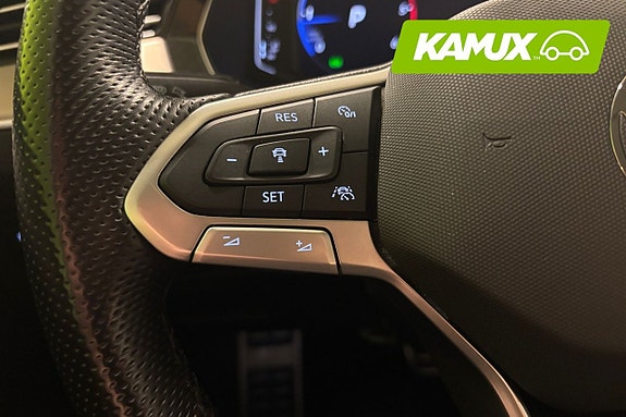 Volkswagen Passat Alltrack 24 of 26