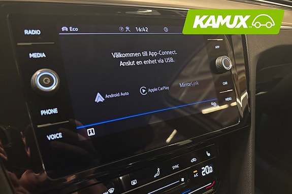 Volkswagen Passat Alltrack 20 of 26