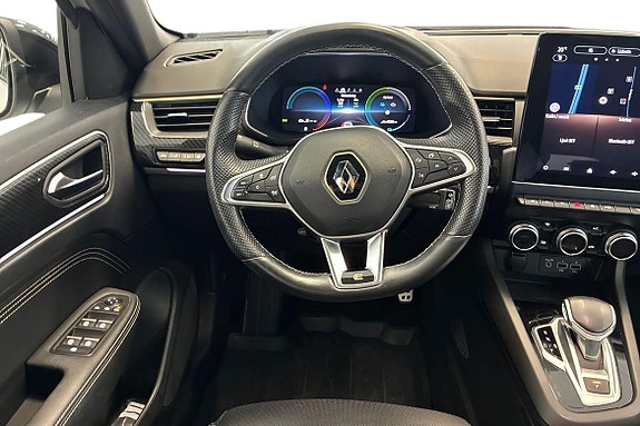 Renault Arkana 11 of 22