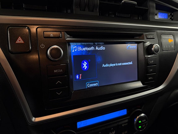Toyota Auris 15 of 17