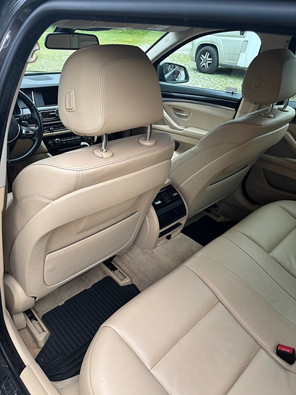BMW 520d 7 of 9