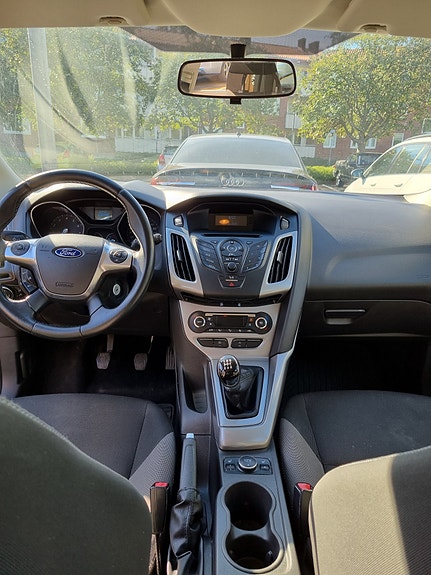 Ford Focus 5 of 7