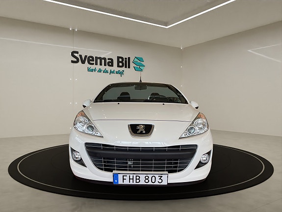 Peugeot 207 CC 2 of 13