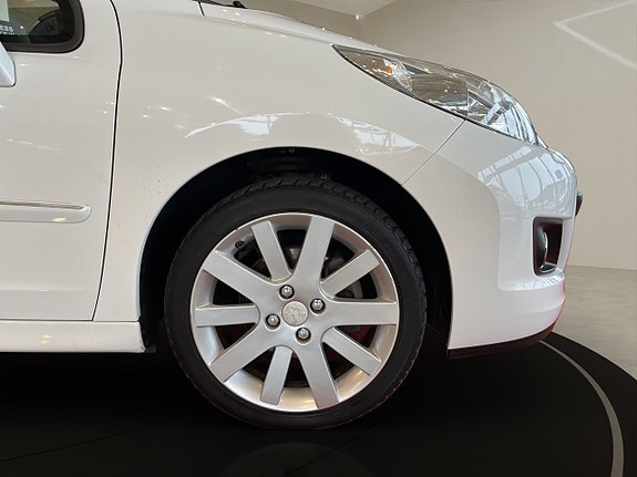 Peugeot 207 CC 13 of 13