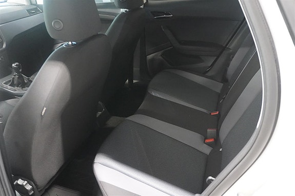 Seat Arona 6 of 11