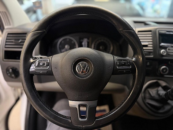 Volkswagen Transporter 8 of 22