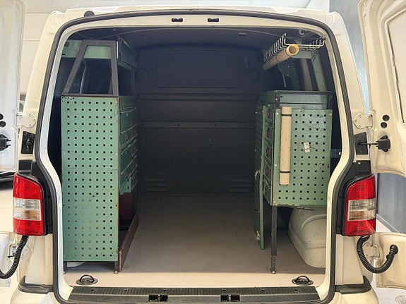 Volkswagen Transporter 18 of 22