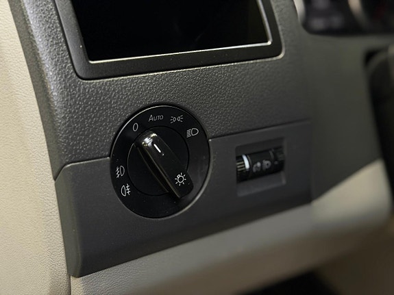 Volkswagen Transporter 12 of 22
